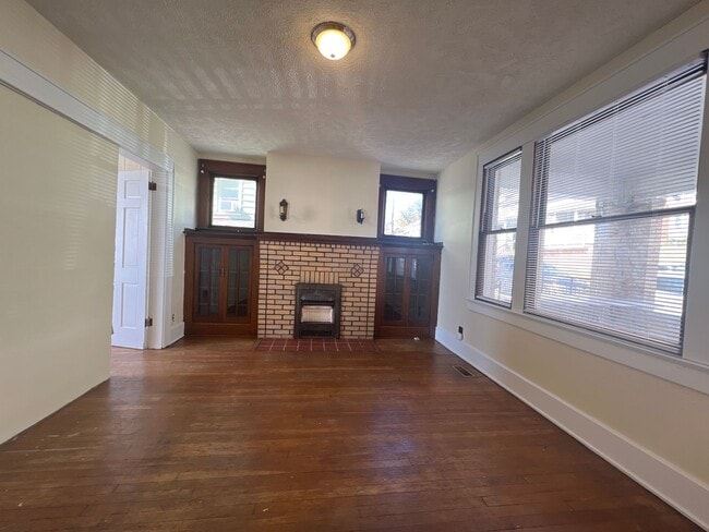 Foto del edificio - 401 Beverly Ave