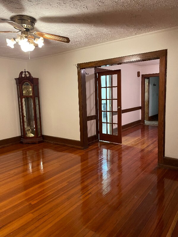 Primary Photo - 340 Highland Ave