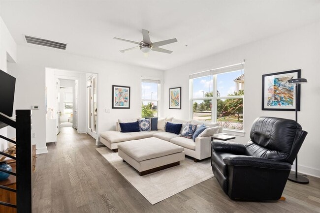 Foto del edificio - 4400 Tilley St