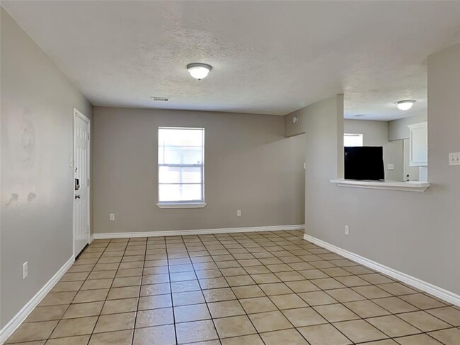 Building Photo - 3522 Tangerine St
