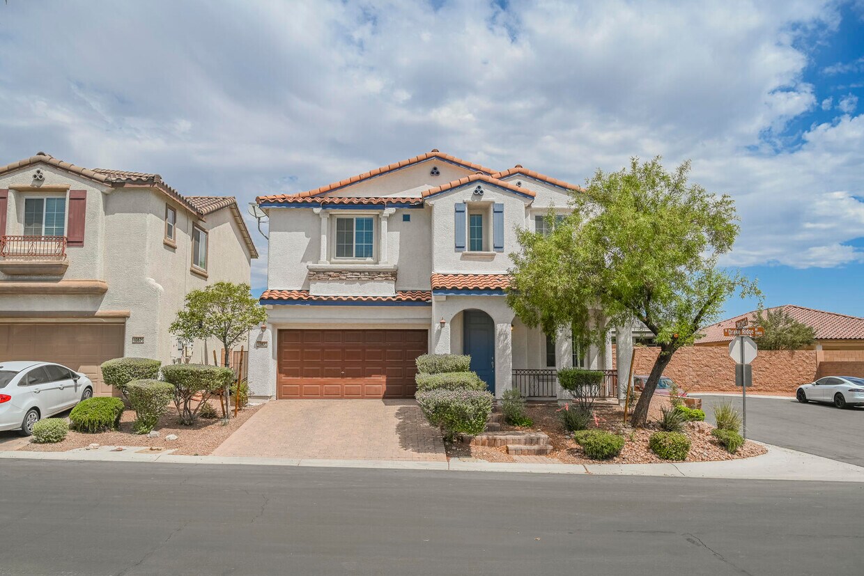 10822 Drake Ridge Ave, Las Vegas, NV 89166 House Rental in Las Vegas