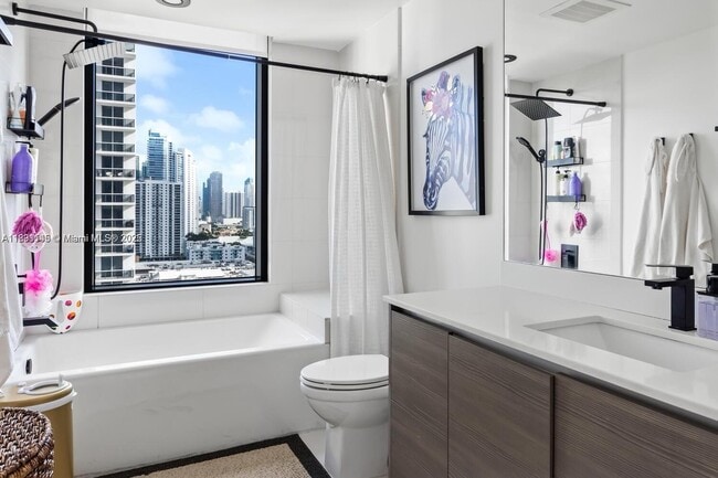 Foto del edificio - 460 NE 28th St