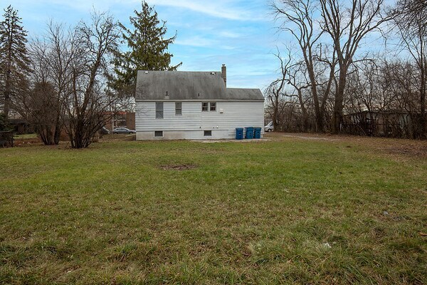 Foto del edificio - 864 N Addison Ave