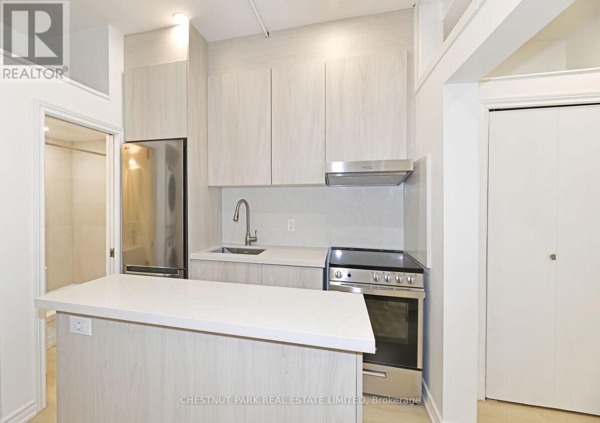 Photo principale - 171-171 King St E
