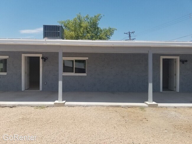 Building Photo - 2 br, 1 bath House - 13613 N Pablo St
