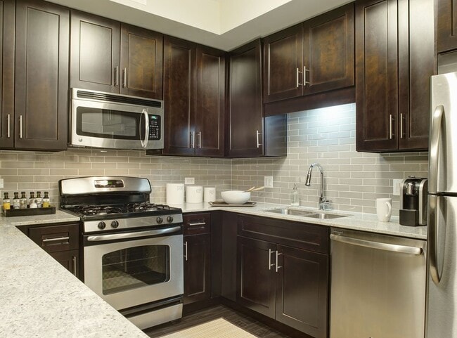 Building Photo - 53 W Hubbard St