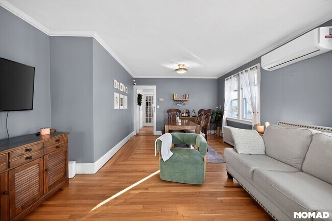 Foto del edificio - 81 Bradley St