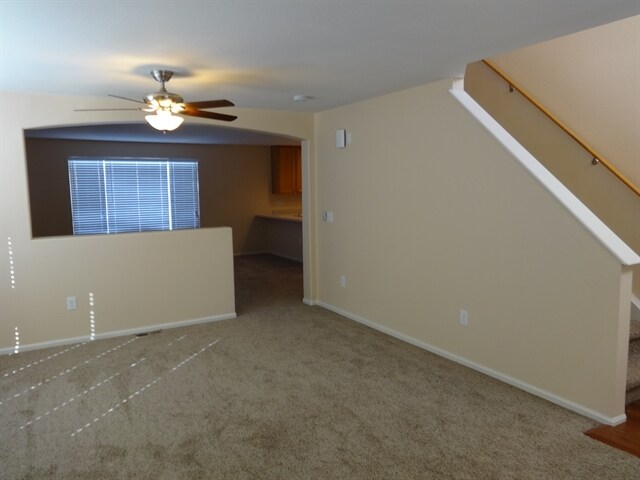 Building Photo - 6357 Old Divide Trl