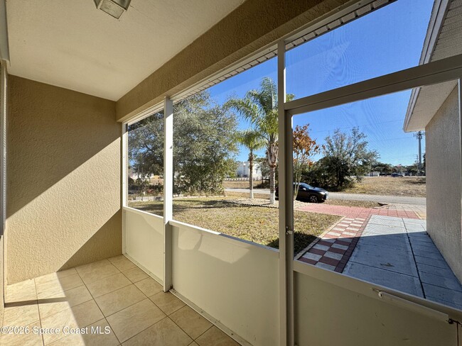 Building Photo - 181 Del Monte St NE