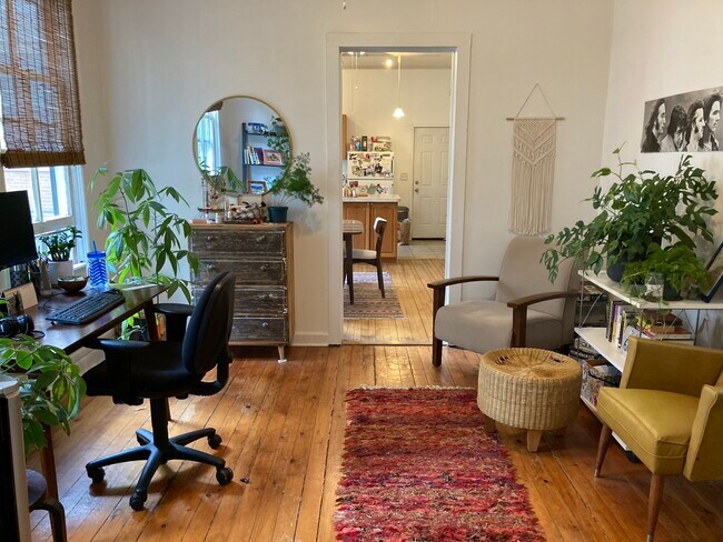 Foto del edificio - 2909 W Dickens Ave