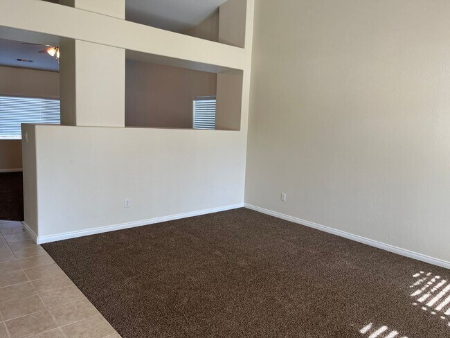 Foto del edificio - SW home with a pool! MOVE IN SPECIAL