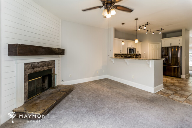 Foto del edificio - 948 Redwood Dr NW