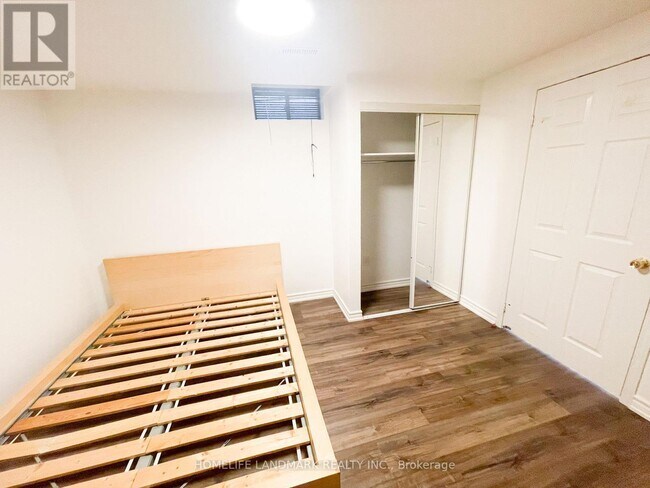 Building Photo - 272 Milliken Meadows Dr