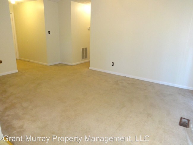 Building Photo - 3 br, 2 bath House - 15 Astor Drive