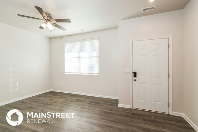 Foto del edificio - 621 Toll House Ct