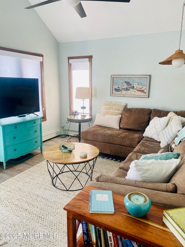 Foto del edificio - 104 5th Ave