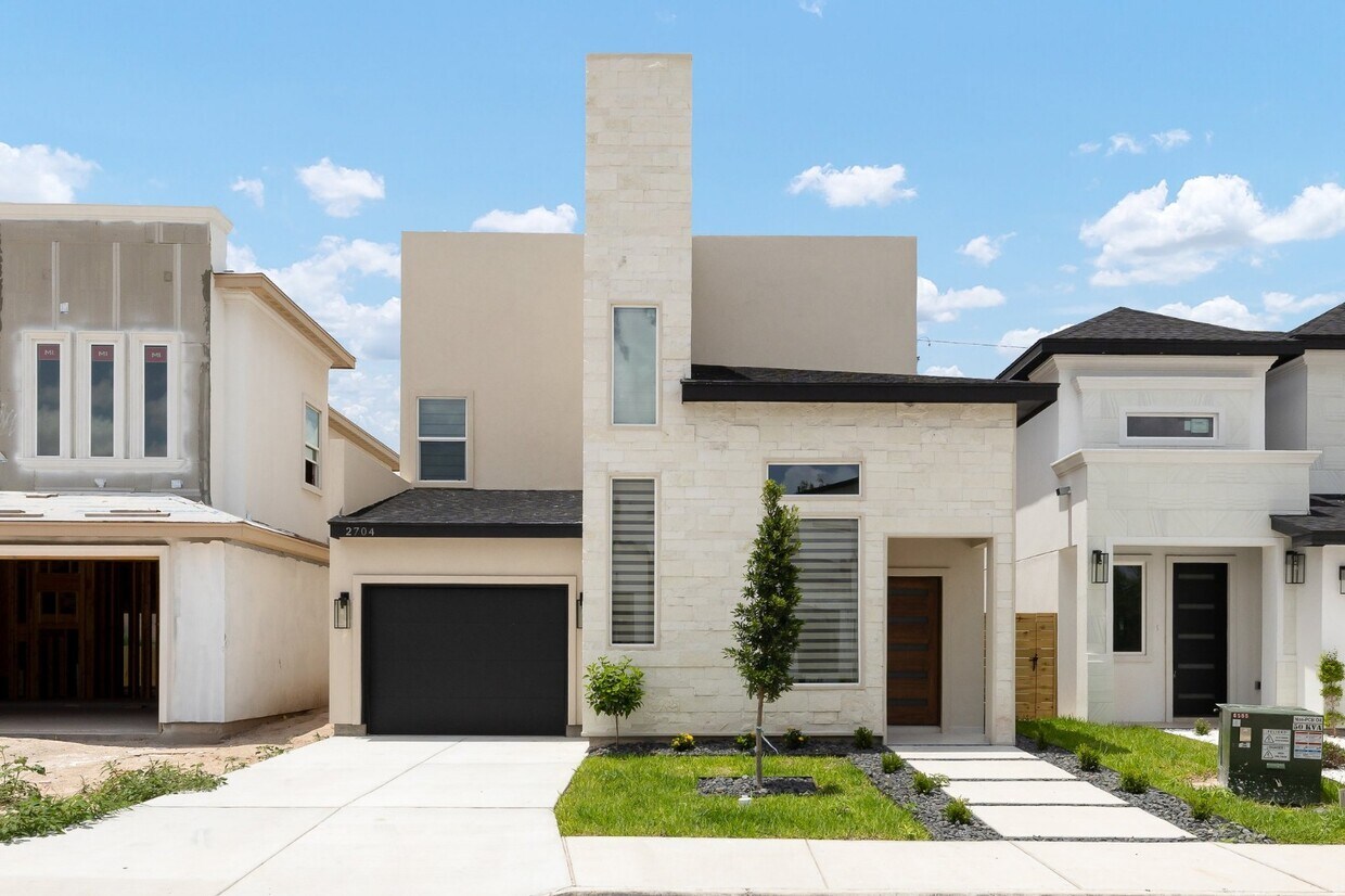 Foto principal - 2704 E Solar Dr