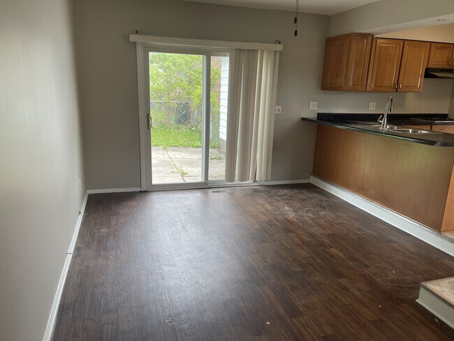 Foto del edificio - 3318 W Jolly Rd