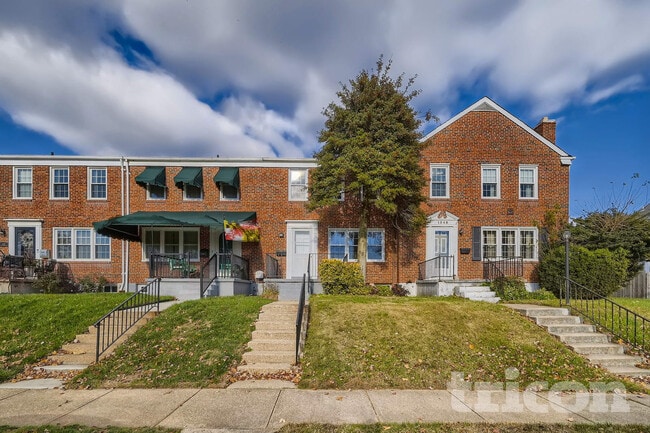 Building Photo - 1546 Glen Keith Blvd