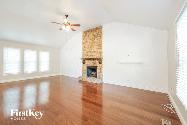 Building Photo - 14614 S Blackfoot Dr