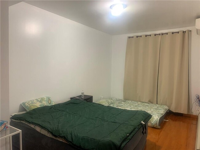 Foto del edificio - 2265 W 7th St