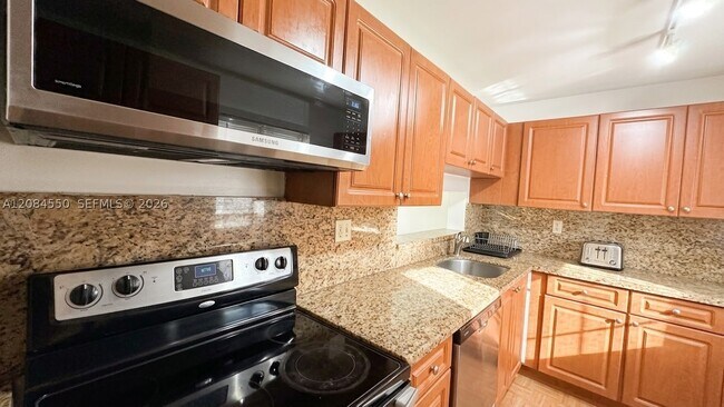 Foto del edificio - 8520 SW 133rd Avenue Rd