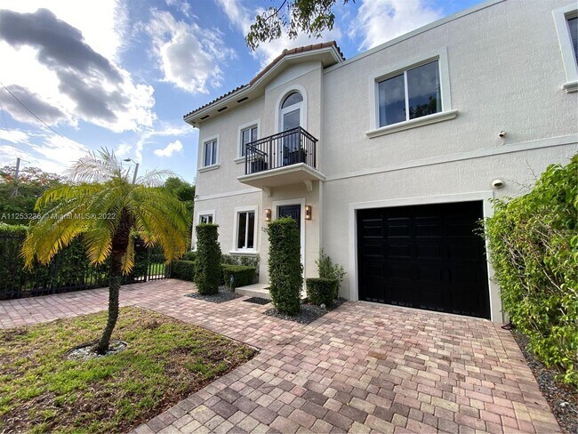 Foto del edificio - 1299 SW 13th St