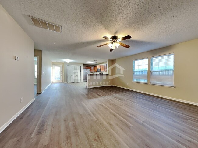 Foto del edificio - 7 Holly Springs Cir