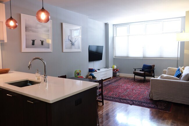 Foto del edificio - 214 N 11th St