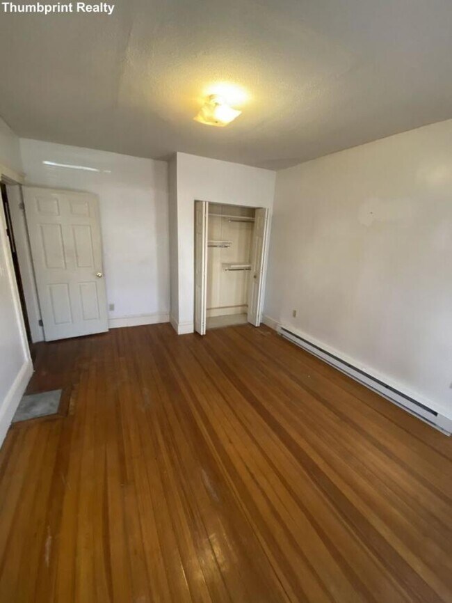 Building Photo - 3 bedroom in Boston MA 02124