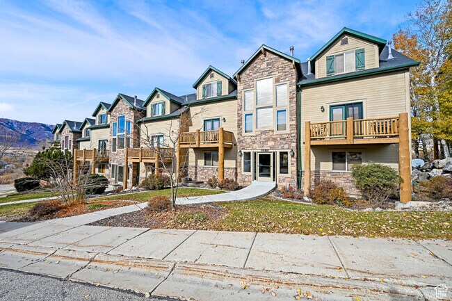 Foto del edificio - 3521 N Fox Run Dr