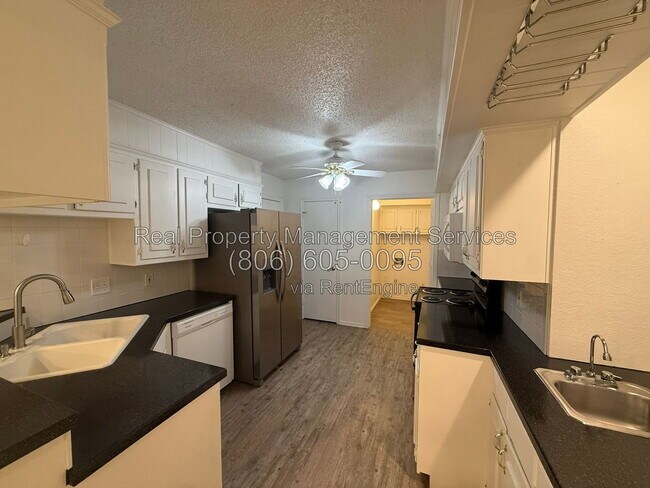 Foto del edificio - 3312 74th St