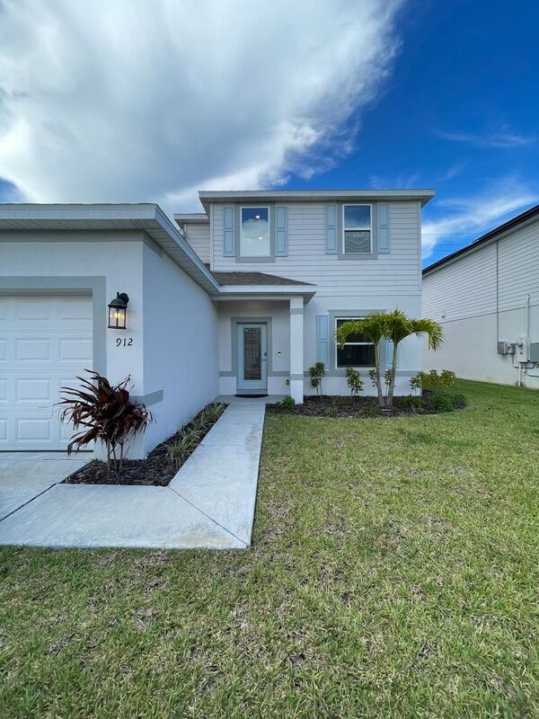 Building Photo - 912 Covington Ct