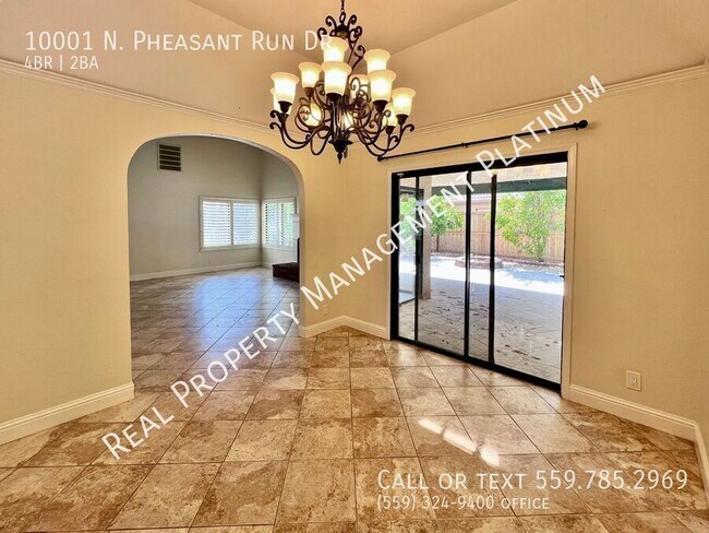 Building Photo - 10001 N Pheasant Run Dr