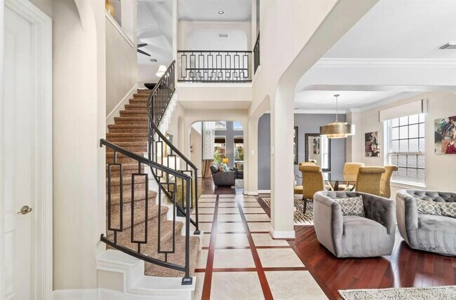 Foto del edificio - 2211 Mad River Ln