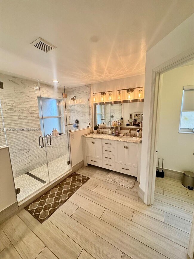 Foto del edificio - 685 SW 198th Ter