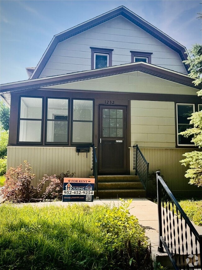 Building Photo - 1232 Hubbard Ave