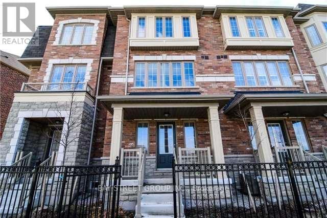 Building Photo - 13 Telegraph St