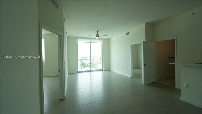 Foto del edificio - 729 NW 2nd St
