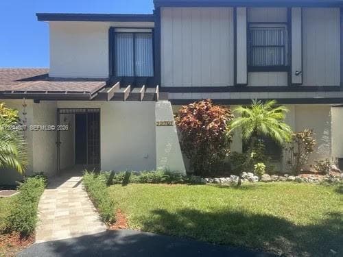 Photo - Southwest 70th Lane, Miami, FL 33183 - 3 BR 2.5 BA townhouse