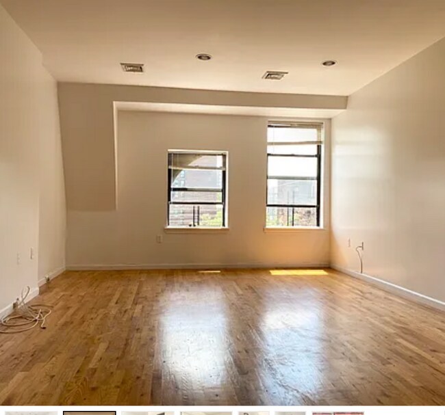 Building Photo - 267 W 134th St