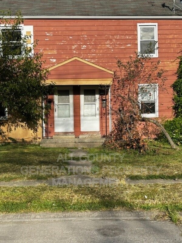 Building Photo - 954 N Central Dr