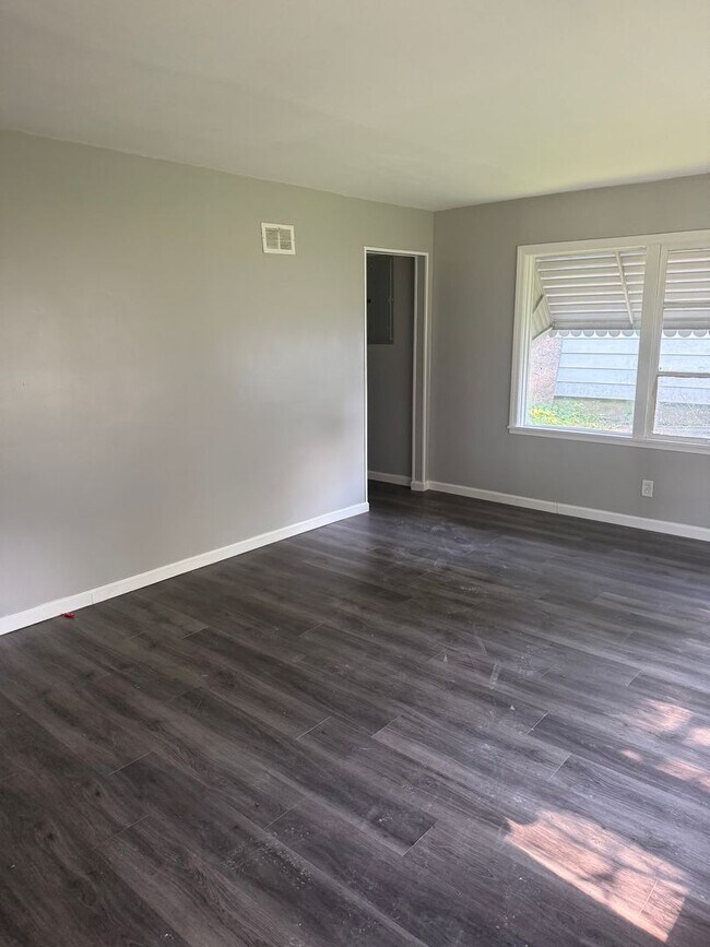 Foto del edificio - Move in Ready!