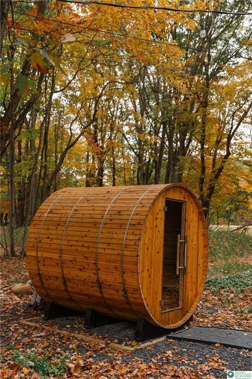 Building Photo - 1242 Shadblow Rd