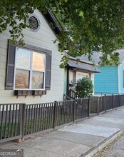 Building Photo - 834 Fulton Terrace SE