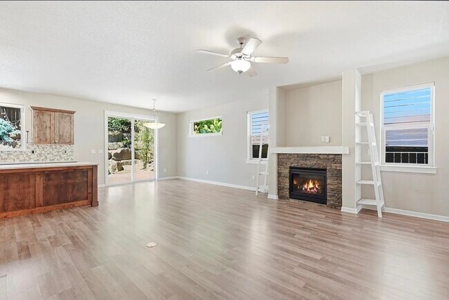 Foto del edificio - 63195 Black Powder Ln