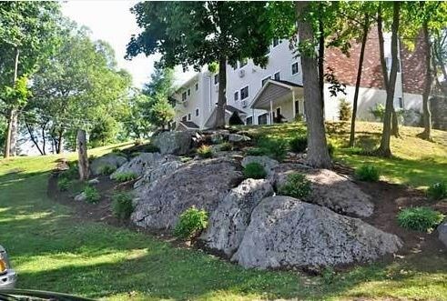 2-T Skytop Dr, Croton on Hudson, NY 10520
