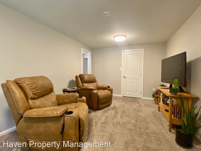 Foto del edificio - 4 br, 2 bath House - 4480 S 172nd St