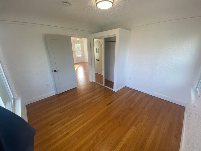Building Photo - Newly Remodeled House - Modern Comfort and...