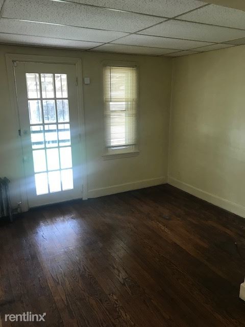 Foto del edificio - 3 br, 1.5 bath House - 321 Piper Blvd